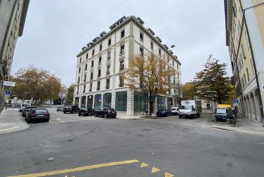 Arcade d’environ 67.54m2, dans un immeuble classé aux monuments et sites du Canton