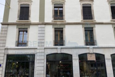 Arcade d’environ 37.68m2, dans un immeuble classé aux monuments et sites du Canton