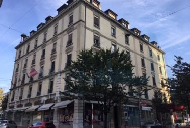 Arcade d’environ 38.31m2, dans un immeuble classé aux monuments et sites du Canton